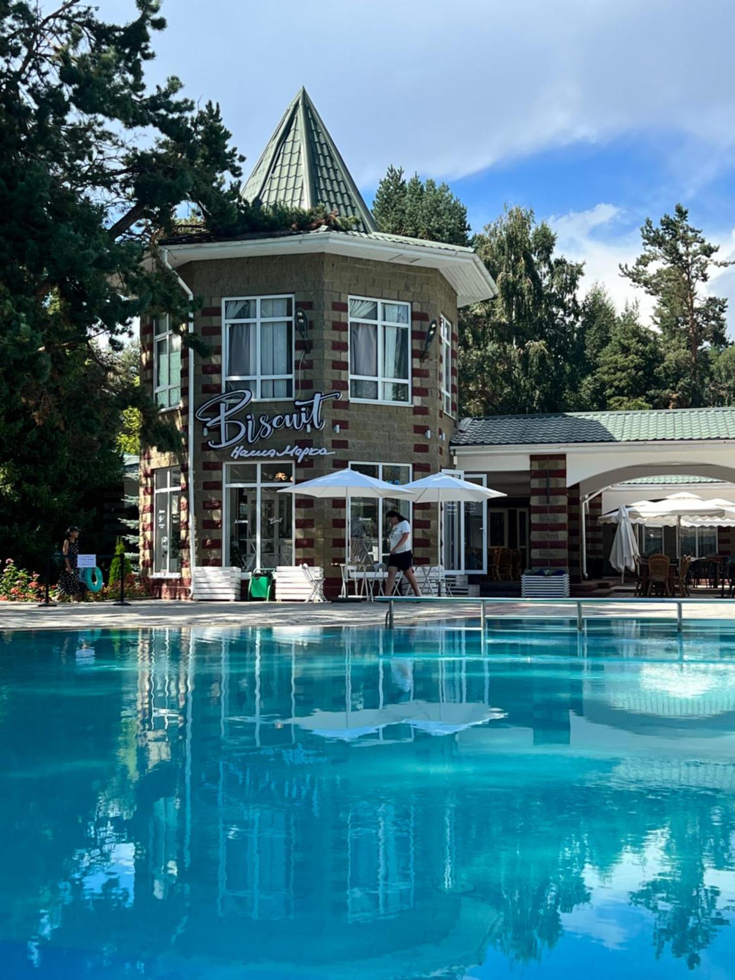 Радуга Иссык-Куль Aparthotel Chon-Sary-Oy Buitenkant foto